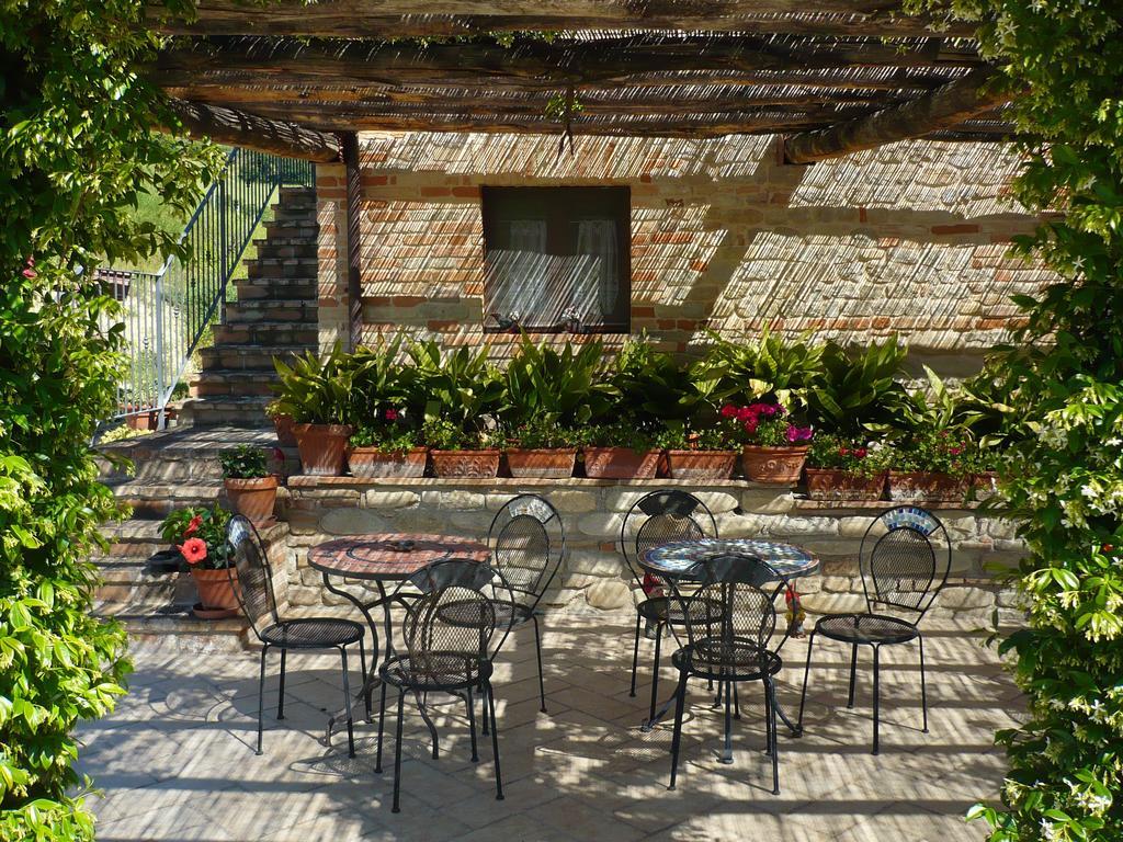 Agriturismo Biologico La Casa Degli Gnomi Ortezzano Kamer foto