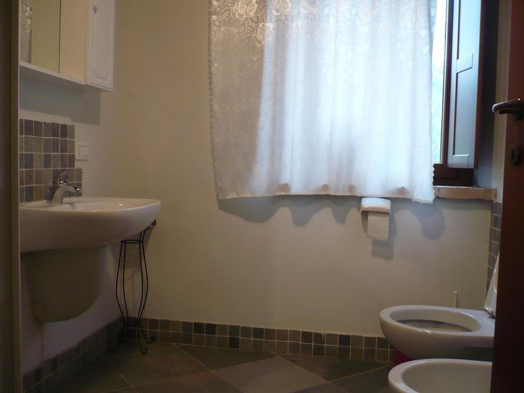 Agriturismo Biologico La Casa Degli Gnomi Ortezzano Kamer foto
