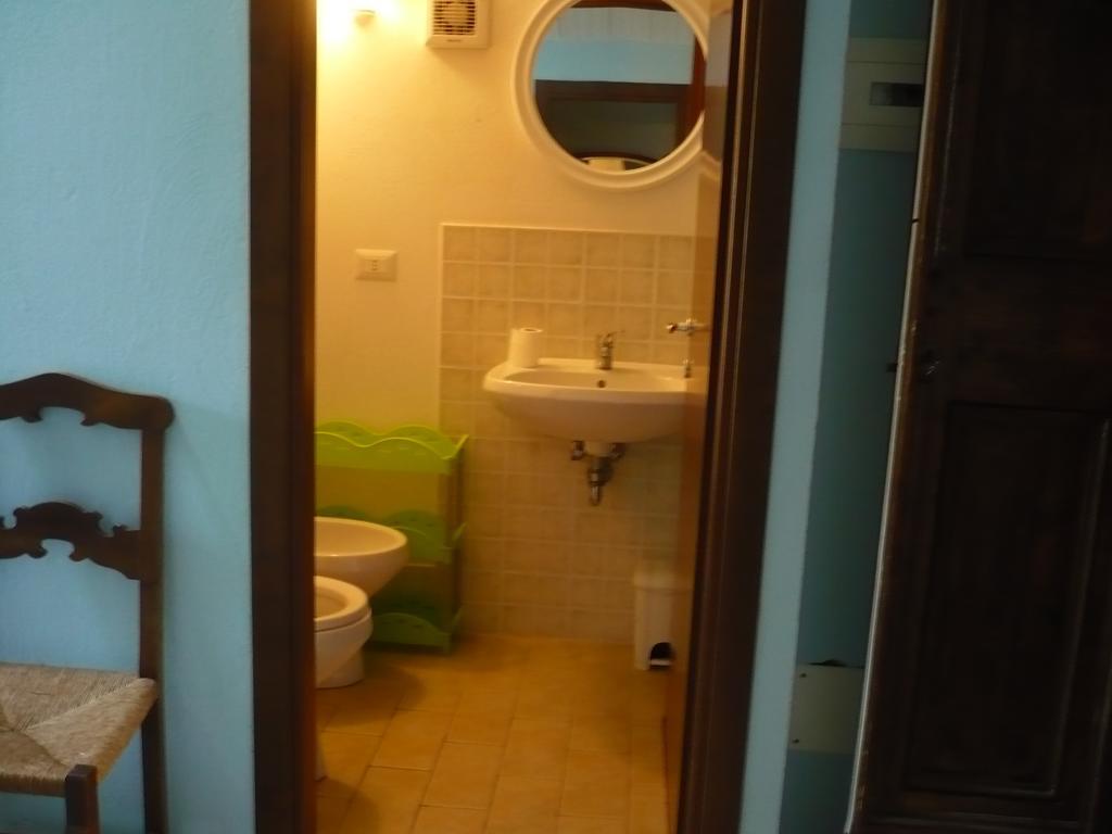 Agriturismo Biologico La Casa Degli Gnomi Ortezzano Buitenkant foto