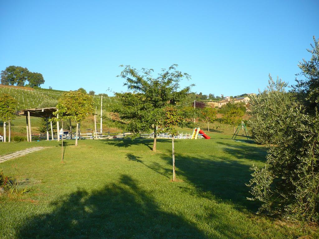 Agriturismo Biologico La Casa Degli Gnomi Ortezzano Buitenkant foto